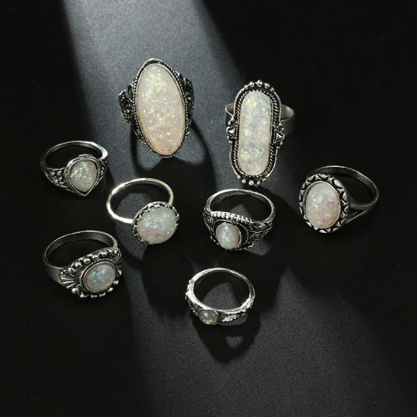 Conjunto de 8 Anillos de Estilo Plata Antigua